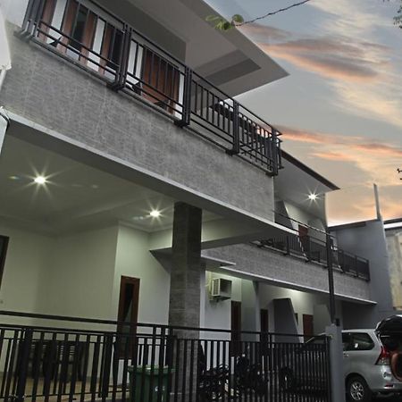 Andelis Homestay Yogyakarta Extérieur photo