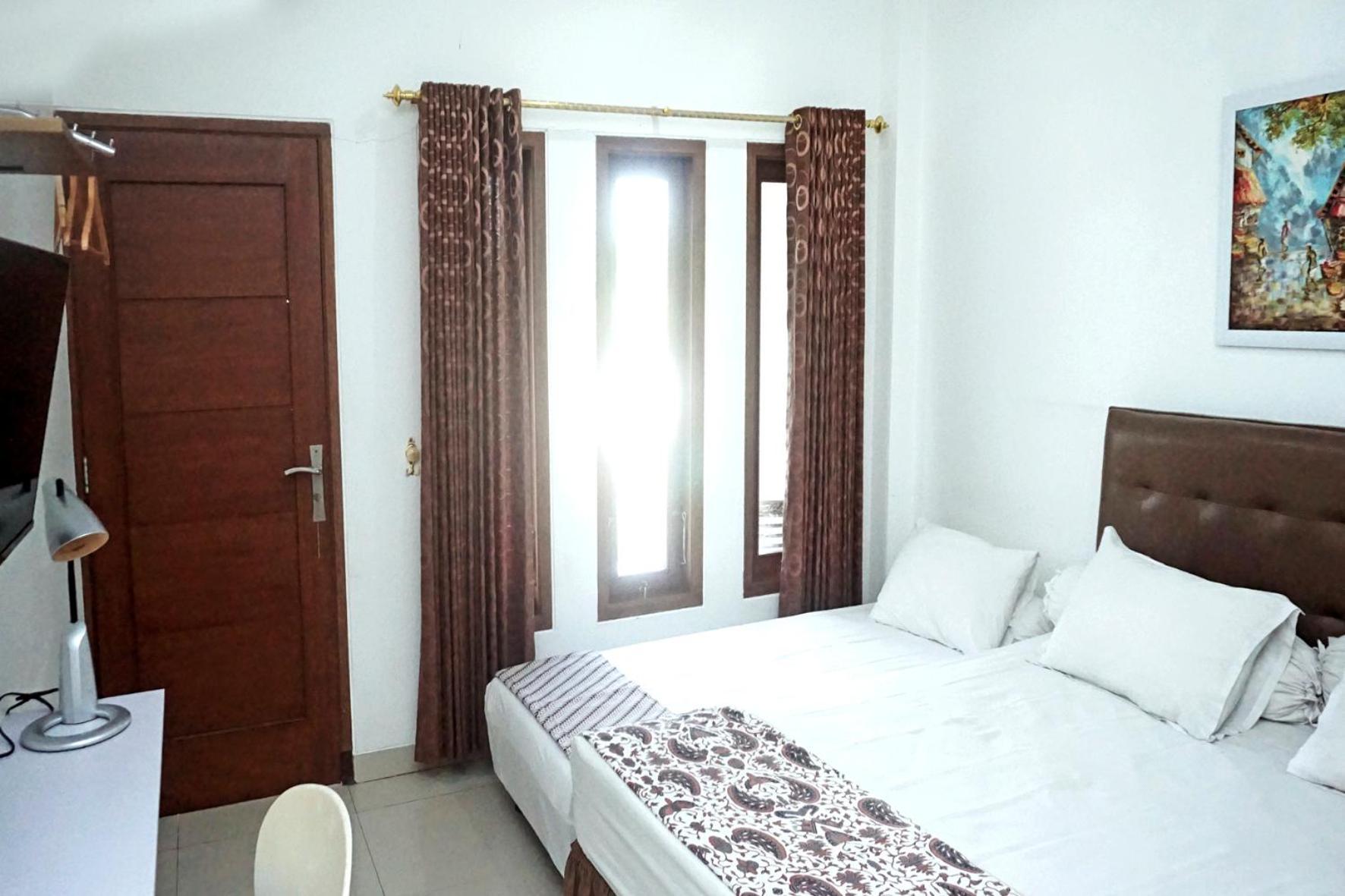 Andelis Homestay Yogyakarta Extérieur photo